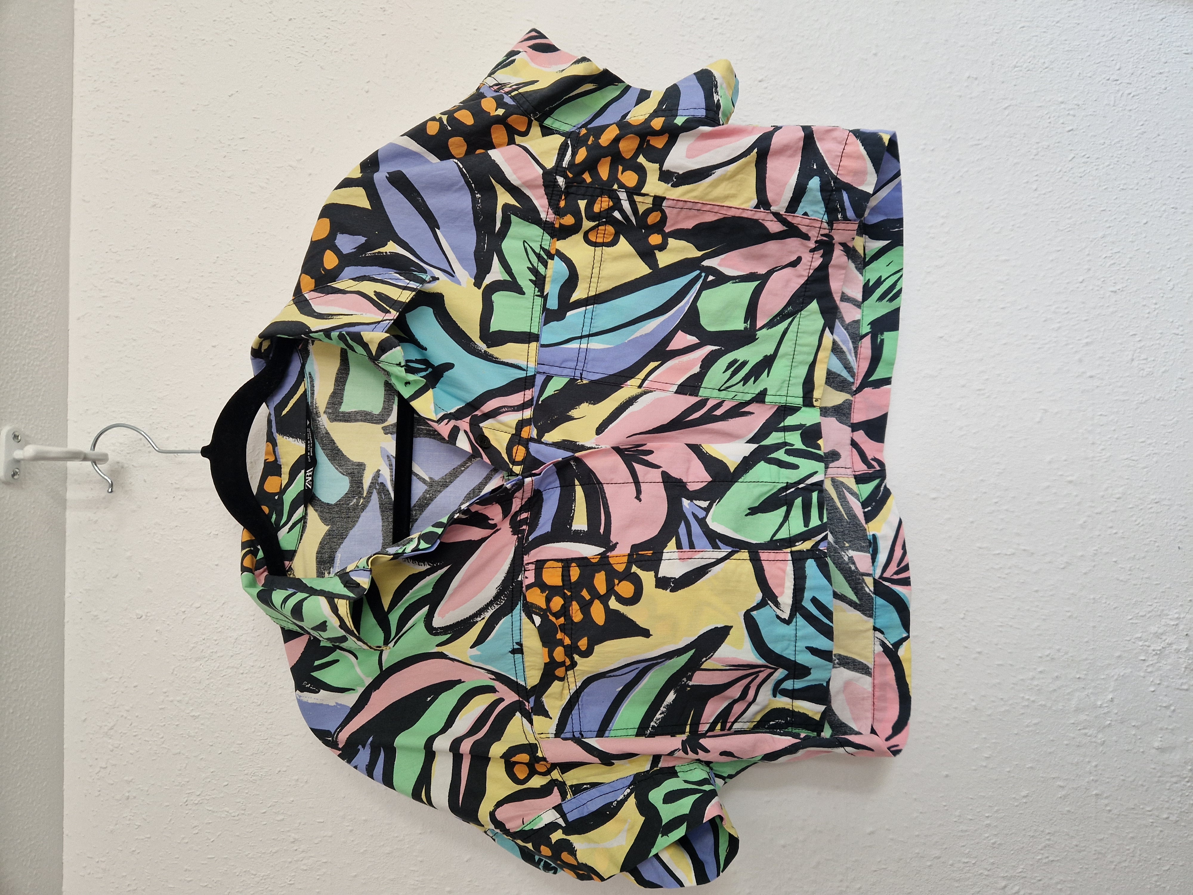 Zara cropped blouse. Maat M. All over print.