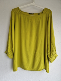 Opus top. Maat 40. Lime.