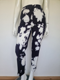 Claudia Sträter pantalon. Maat 40,Zwart/wit.