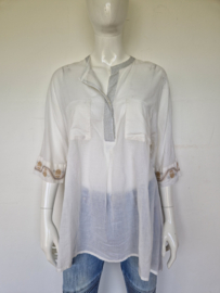 Ilse Jacobsen blouse. Mt. L. Wit.