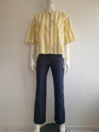 Closed pantalon met rechte pijpen. Maat 46. Nachtblauw.