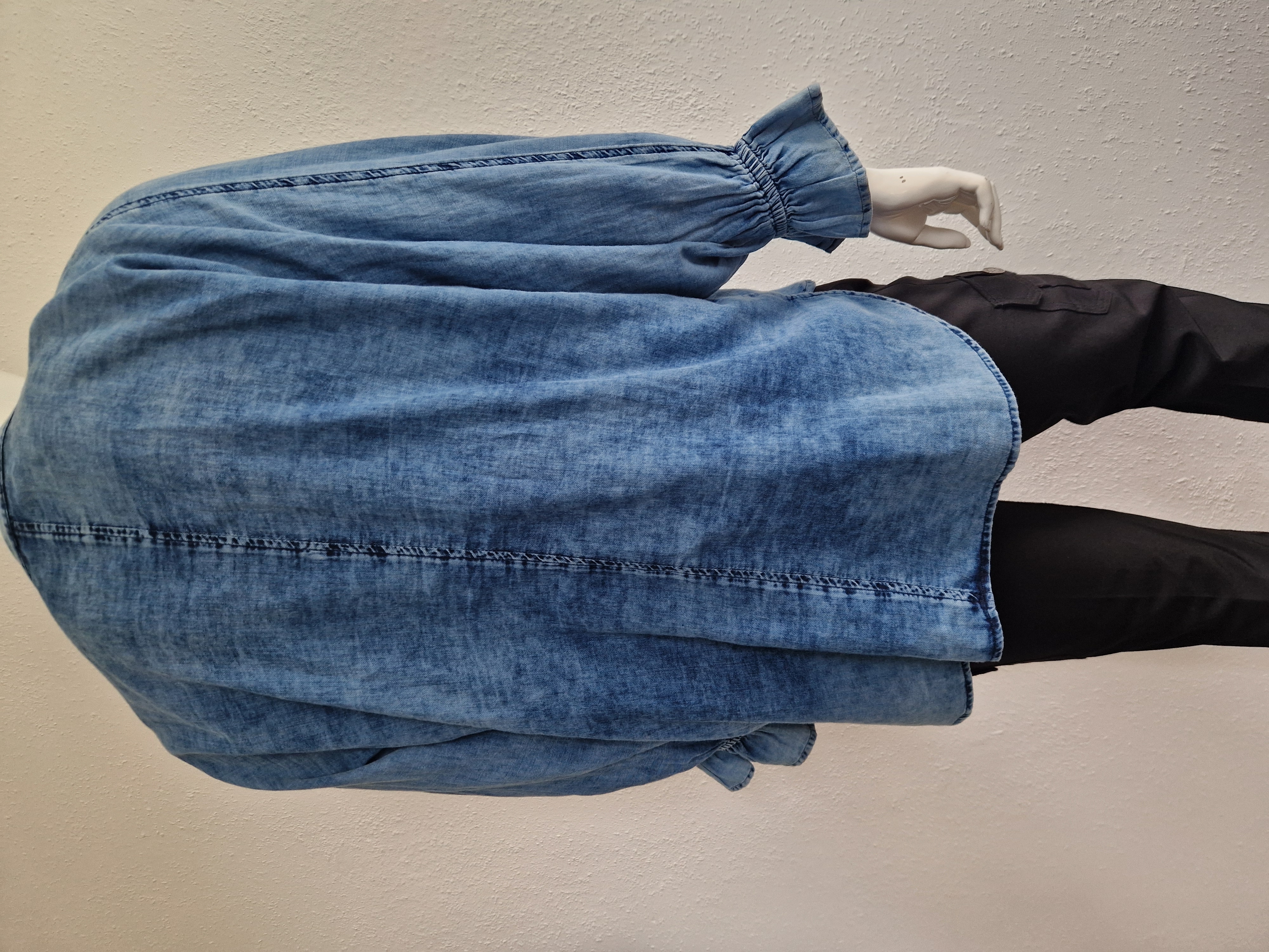 Summum Blue Daze blouse. Maat 42. Blauw.
