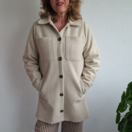 Modström shacket. Maat S. Beige.