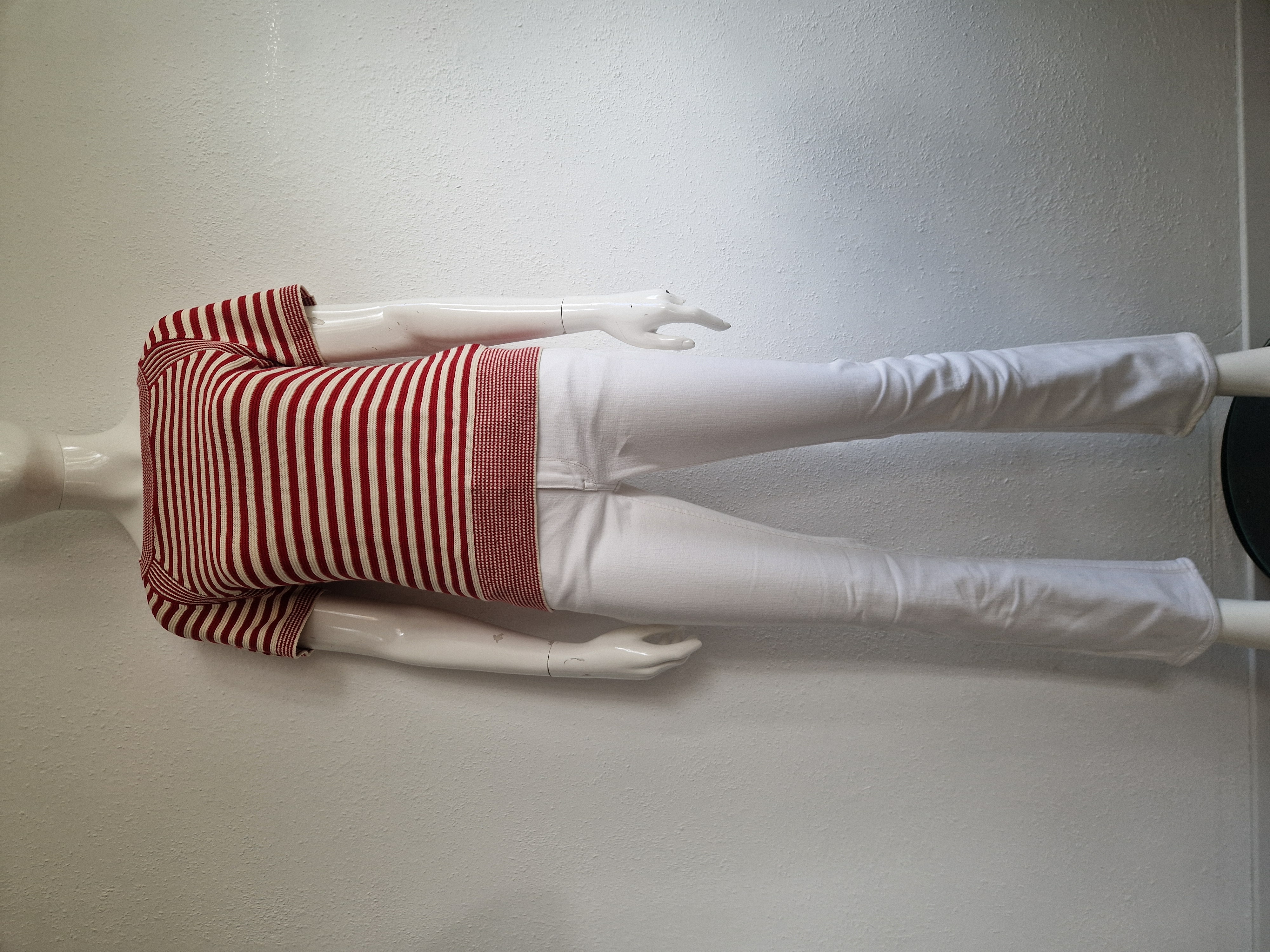 King Louie top Lily. Maat M. Rood/crème gestreept.