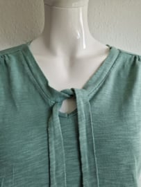 King Louie top. Maat M. Mintgroen.