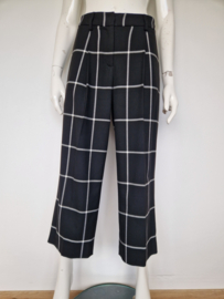 SIS by Spijkers en Spijkers culotte. Maat L. Zwart met ruit