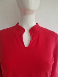 Lien & Giel top. Maat L. Rood