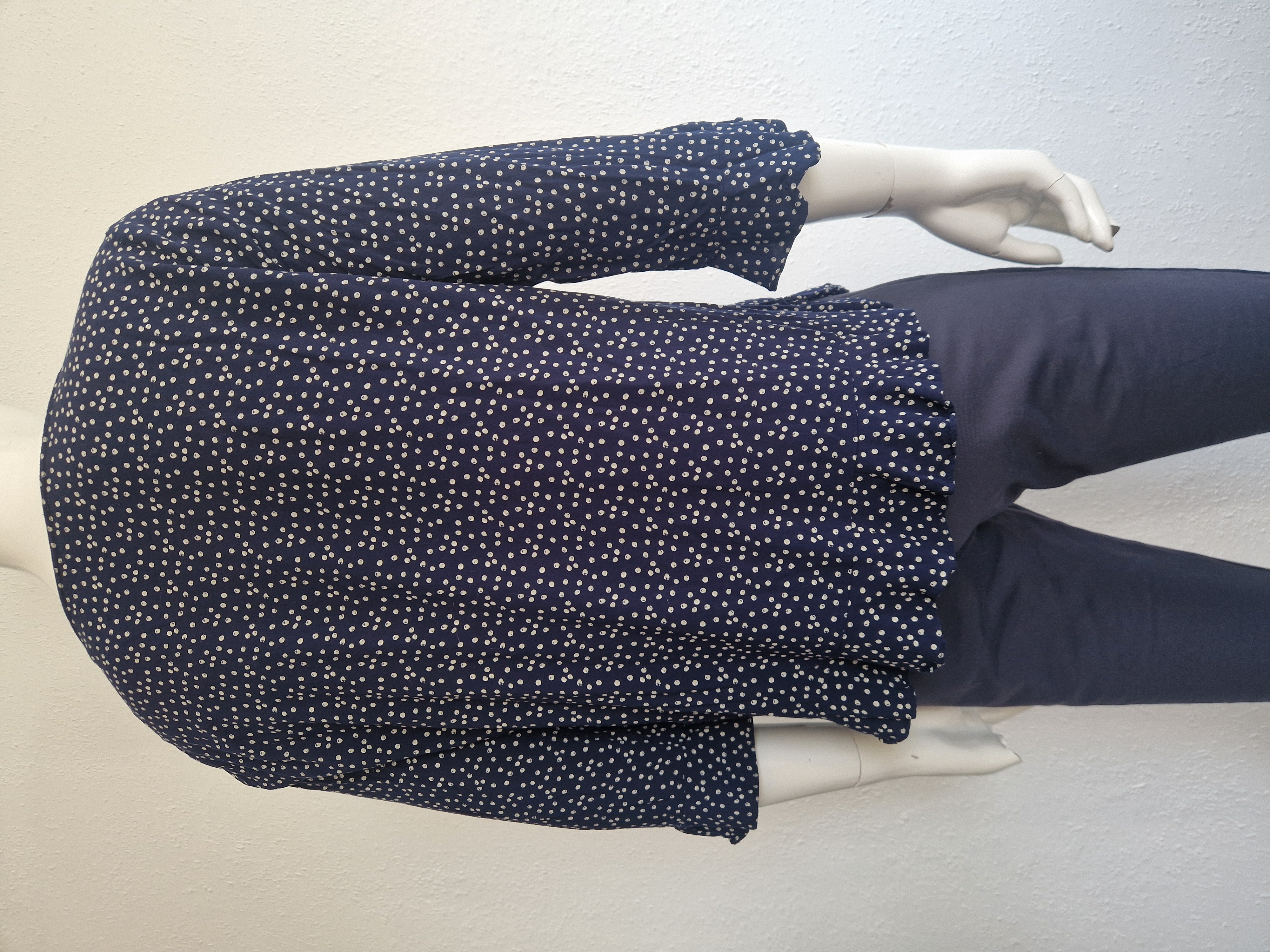 Opus top. Maat 38. Donkerblauw.