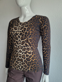 Juffrouw Jansen top. Maat XL. Bruin/dierenprint.