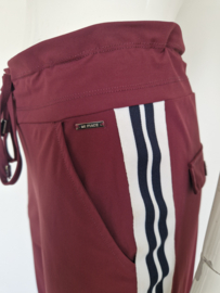 Mi Piace pantalon. Maat M. Bordeaux