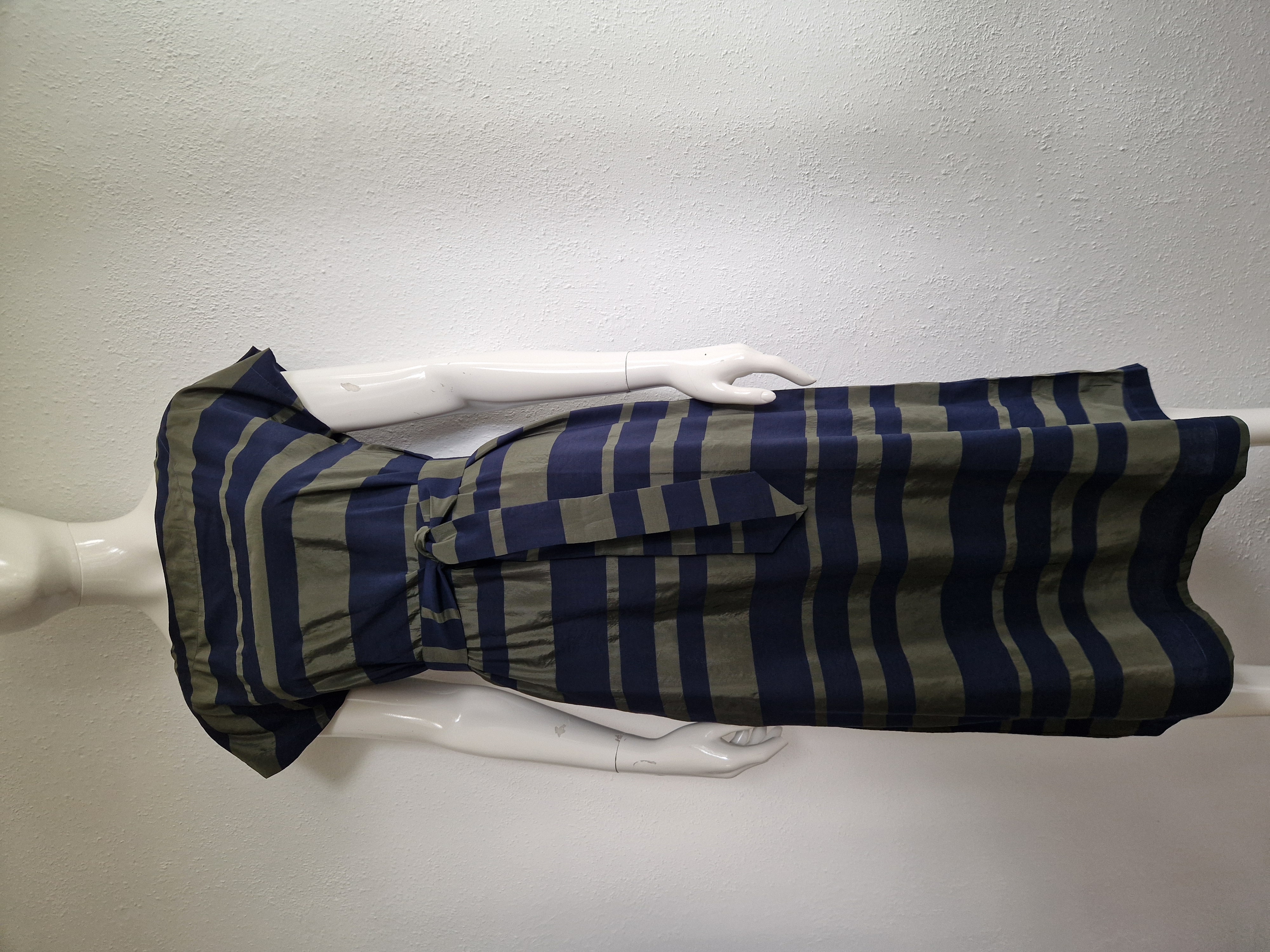 Zenggi maxi dress. Maat 2, Groen/blauw/gestreept.