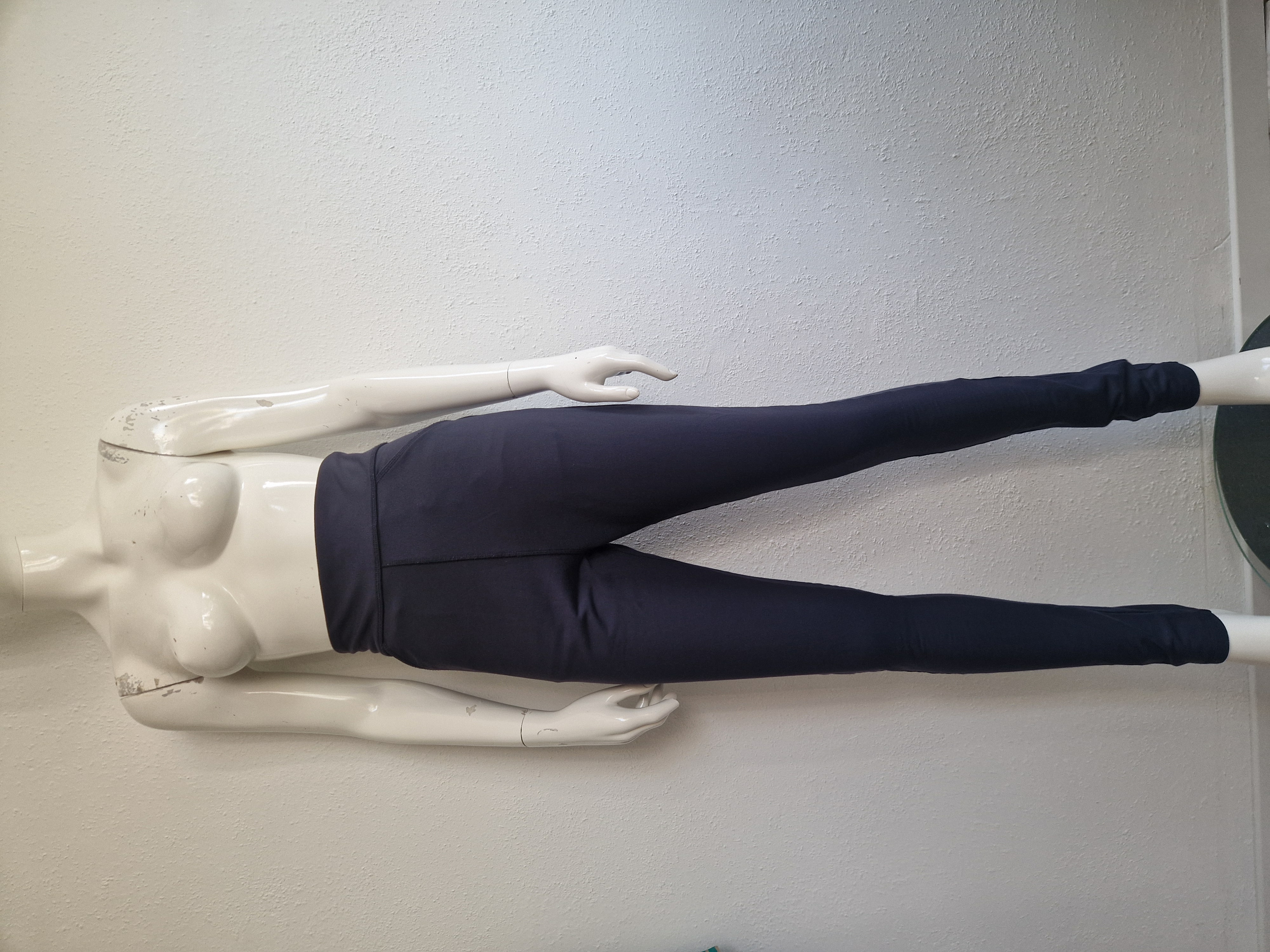 Trvl Drss pantalon. Maat M. Donkerblauw.