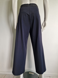 Cambio pantalon.Maat 40. Donkerblauw/travelstof.