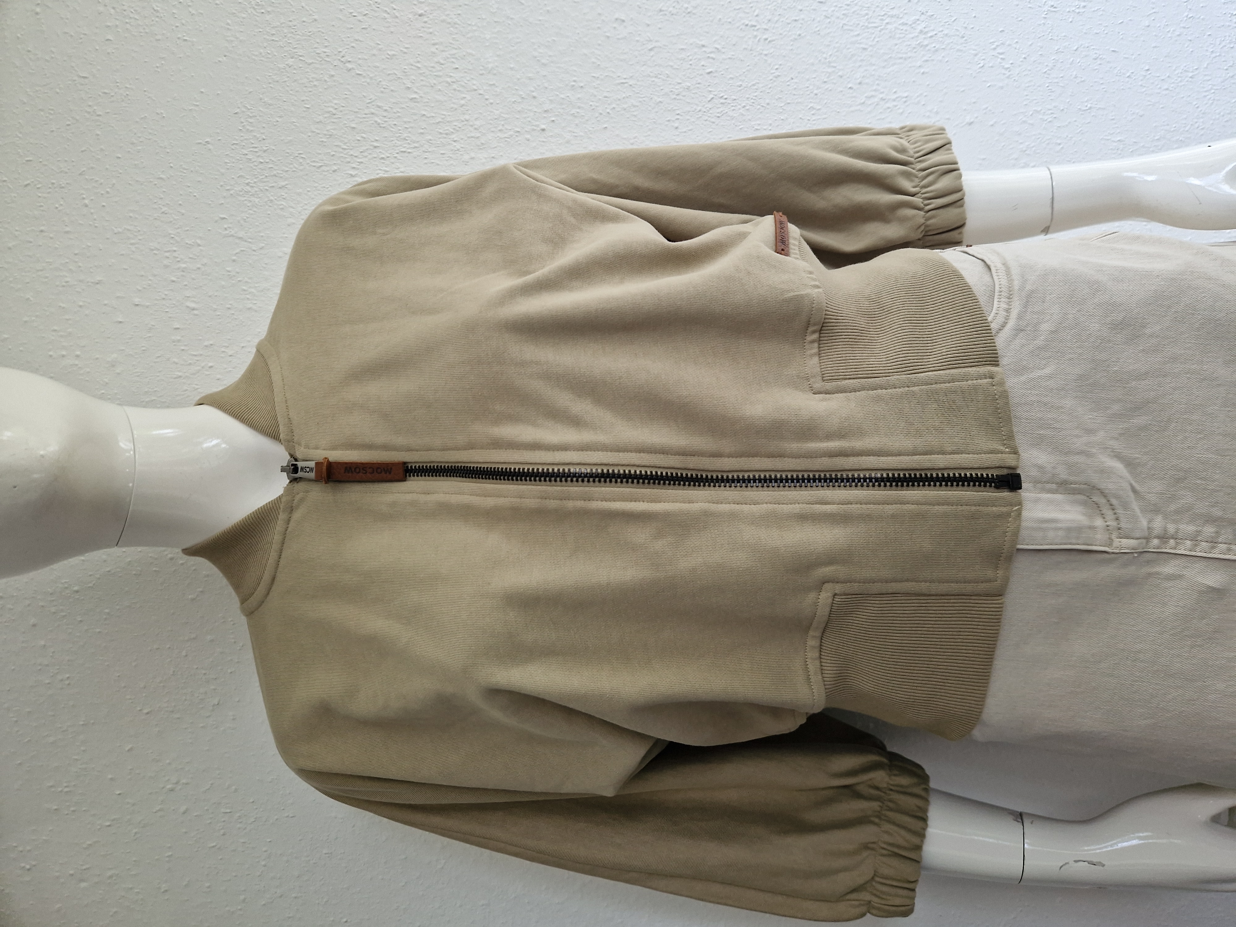 Moscow sweat vest Franny. Maat M. Beige.