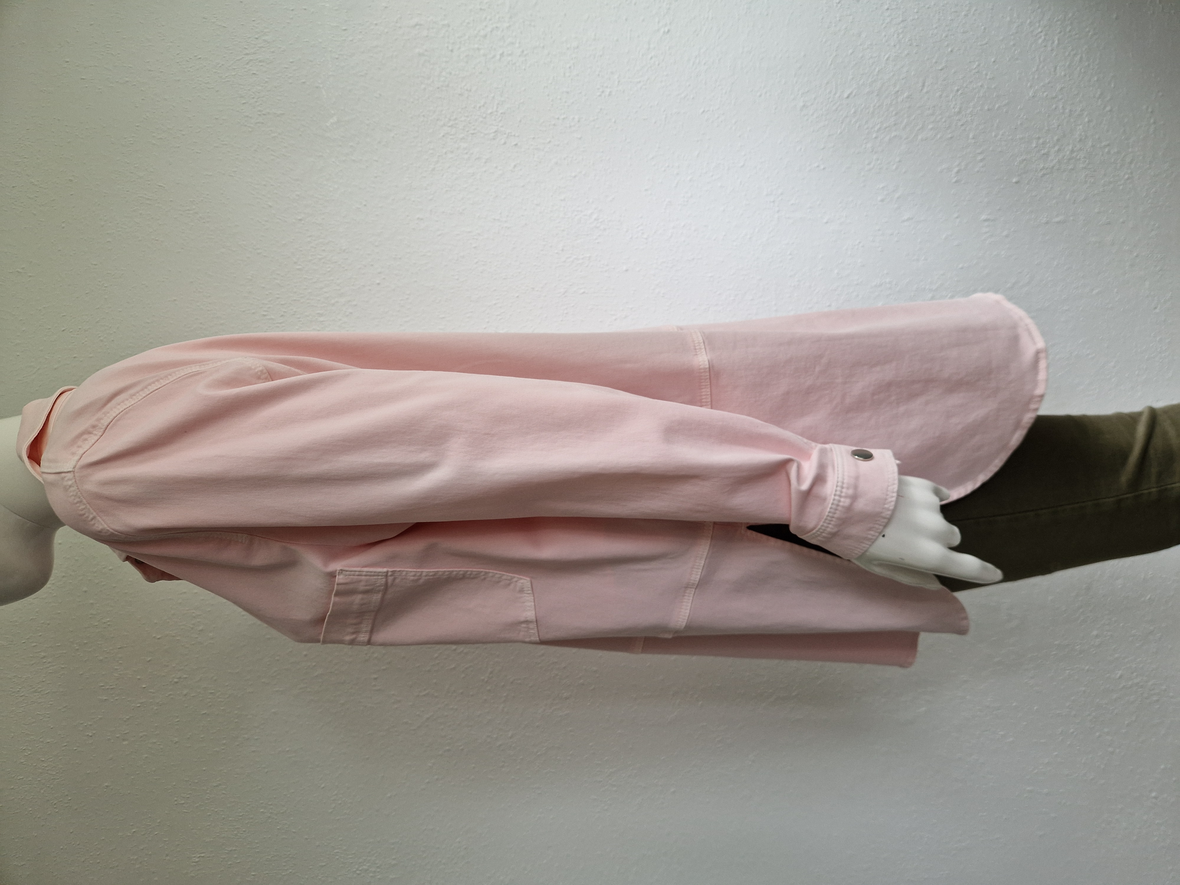 Marc Aurel overhemdjas. Maat M. Zachtroze.