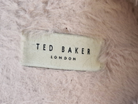 Ted Baker faux fure mule slippers. Zachtroze