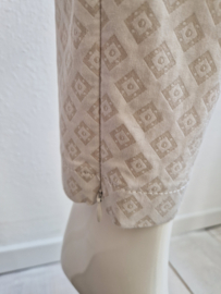 Cambio pantalon Lila. Maat 36, Creme/beige.