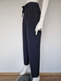 Cambio Kassia pantalon off black krijtstreep maat 40