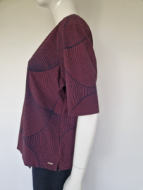 Mi Piace top met grafische print. Maat 42. Grafische print.