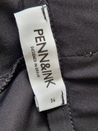 Penn & Ink pantalon. Maat 36, Zwart/travelstof.