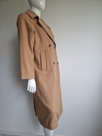 Esqualo double breased mantel. Maat 40, Camel.