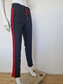 Claudia Sträter jogging pantalon. Maat 38, Zwart/rood.