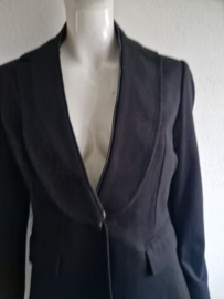 Blonde no.8  blazer. Mt. 38. Zwart.
