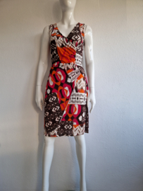 Giovane zomerjurk. Maat 34. Bruin/oranje/roze/print.