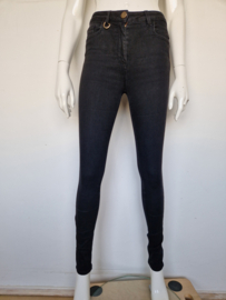 Elisabetta Franch skinny jeans. Mt. 27, Zwart.