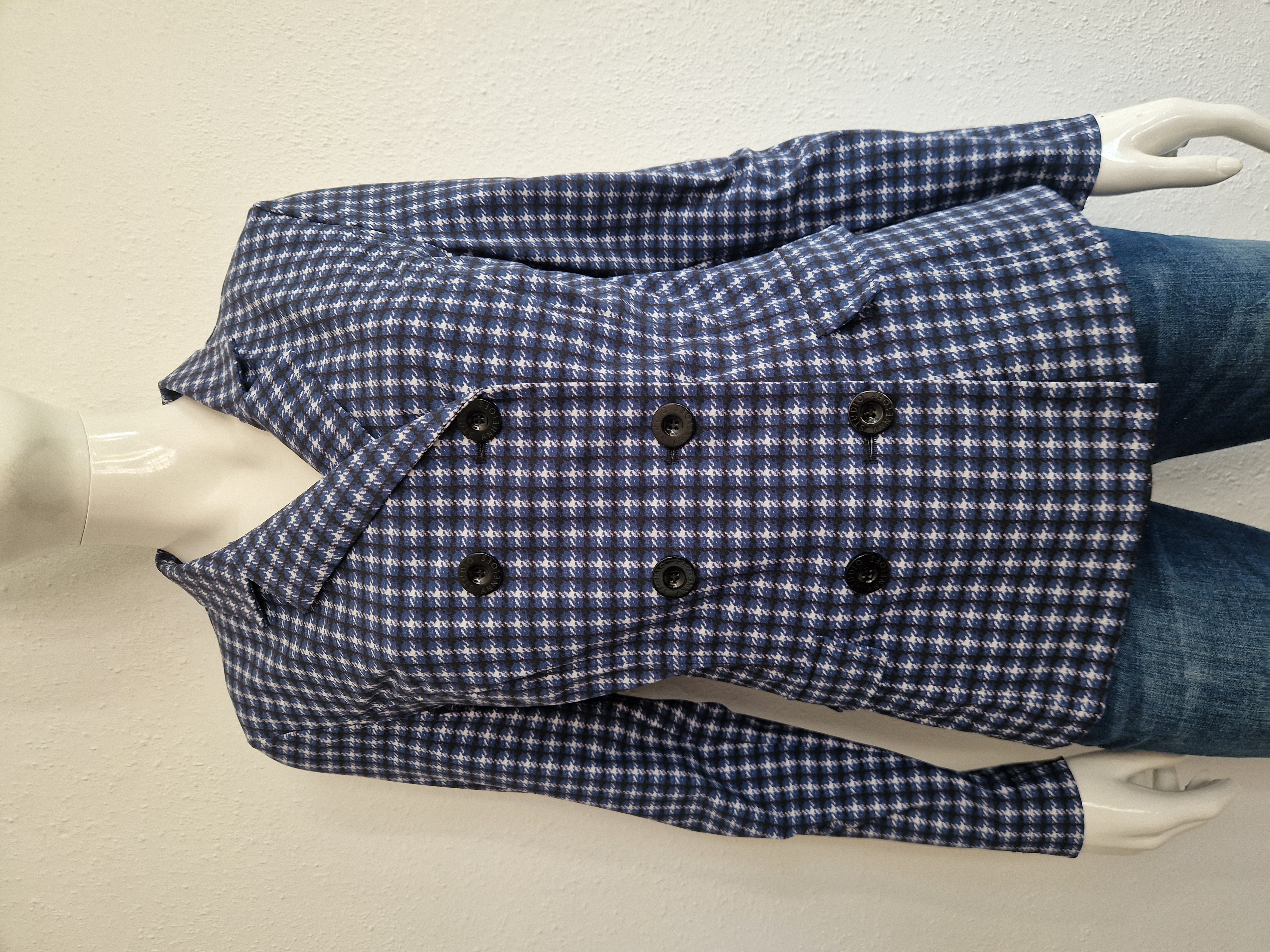 Studio Anneloes double breasted blazer. Maat M. Ruitdessin.