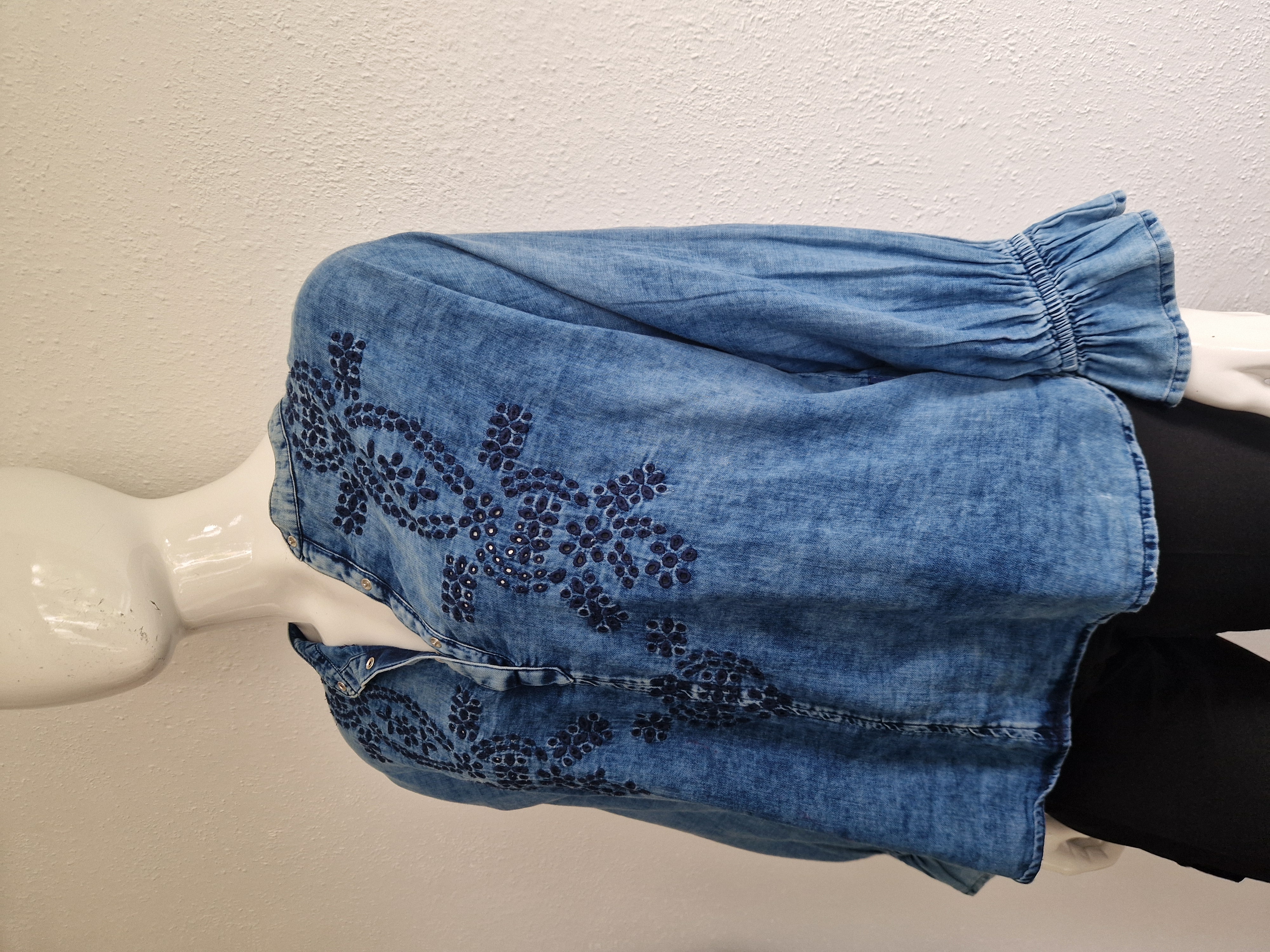 Summum Blue Daze blouse. Maat 42. Blauw.