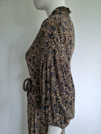 Moscow midi jurk. Maat M. Camel/blauw.