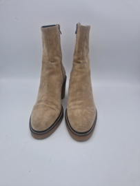 Triver Flight enkellaarzen. Maat  40, Beige/suède.