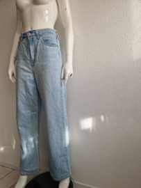 Levi's High waist Loose fit jeans. Maat 28, Lichtblauw.