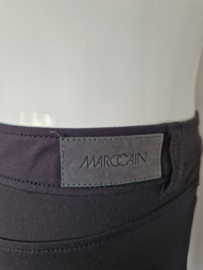 Marc Cain Sports flared pantalon. Maat 4, Zwart