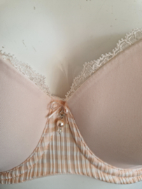 Marie Jo lingerieset. Maat 80C/maat 40. Zachtroze.
