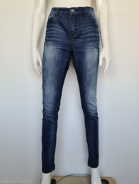 Geisha skinny. Mt. 38, Blauw