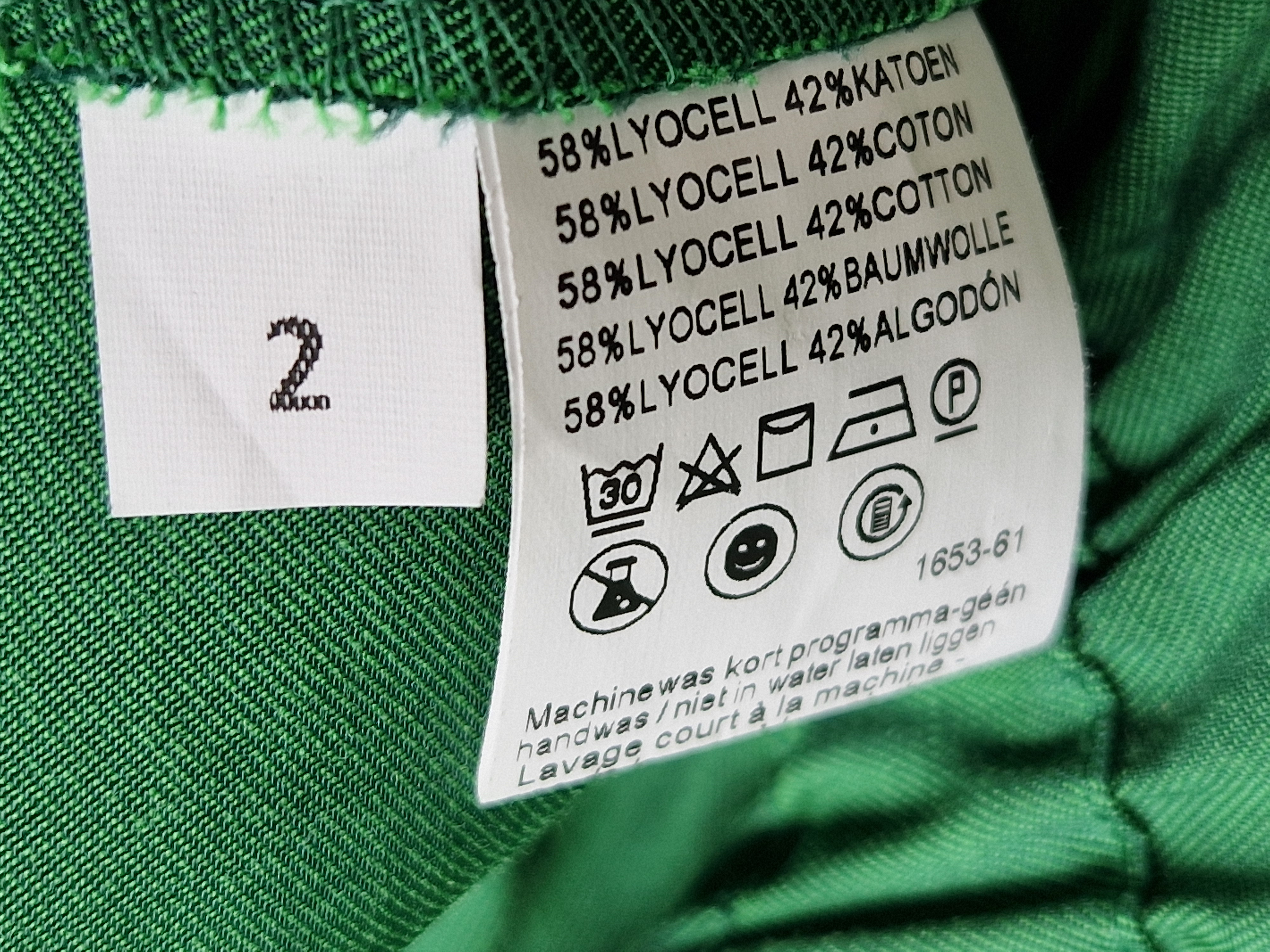 Caroline Biss blouse. Maat 40, Smaragdgroen.