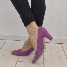 Fred de la Bretoniere pumps. Maat 39, Suède/lila.