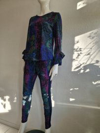 Studio Anneloes top. Maat M. All over print/travelstof.