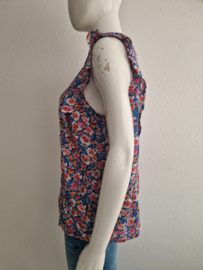 Garcia top. Maat L. Bloemenprint.