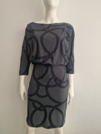 Studio Anneloes jurk Maren Circle. Maat M. Zwart/travelstof.