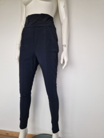 JapanTKY high waist broek/tregging. Maat L. Zwart