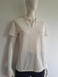 Closed poloshirt. Maat S. Ivoor.