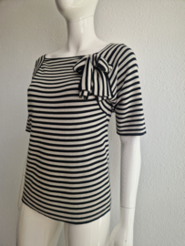 Twin Set top. Maat M. Crème/zwart gestreept.
