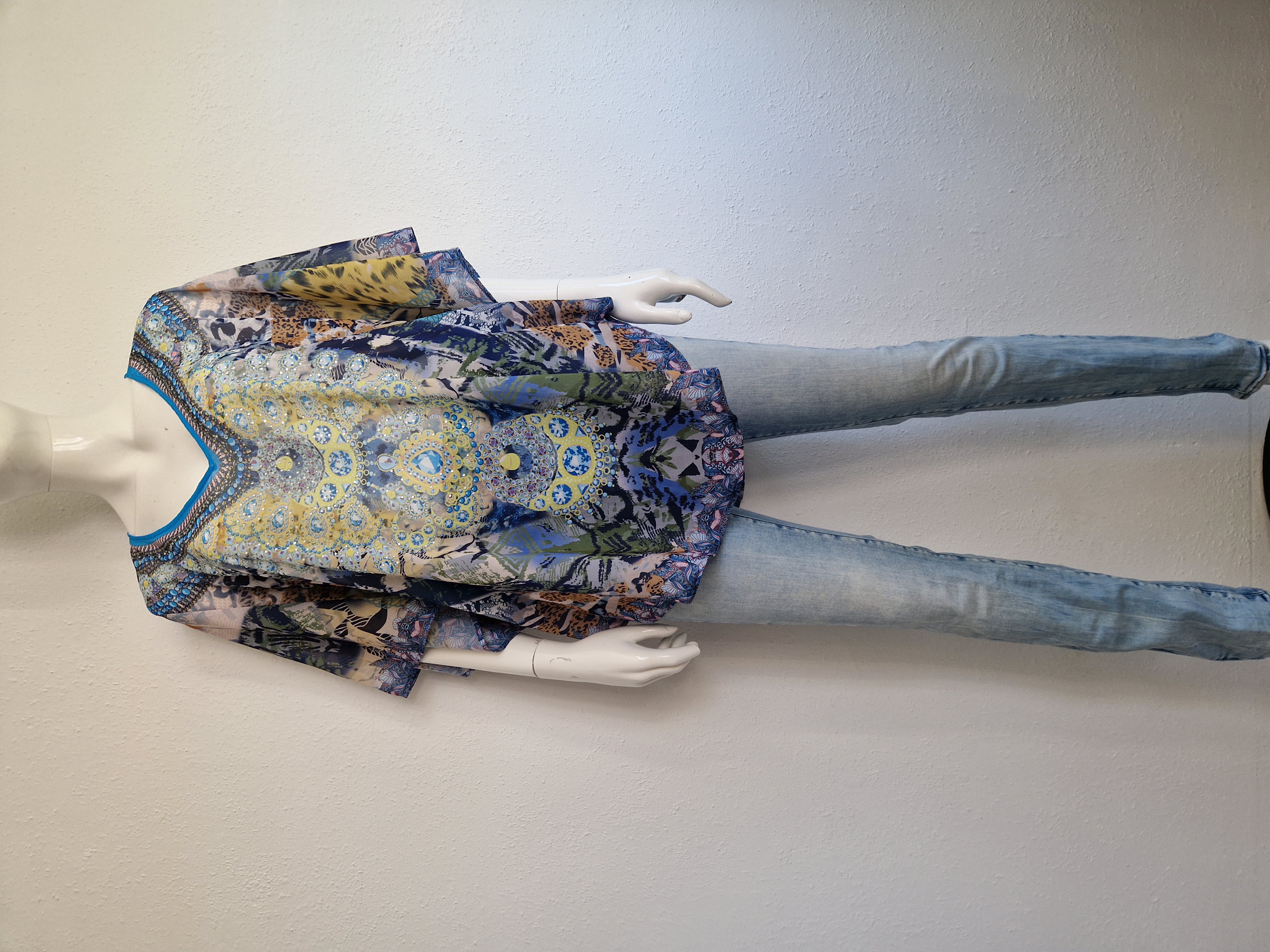 Kaftan. Maat AS. All over print.