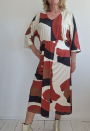 K-Design midi jurk. Maat M. Crème/wijnrood