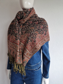 Geweven shawl met paisley patroon. Bruin/rood.