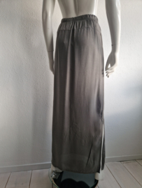 Humanoid maxi skirt. Maat L. Grijs.