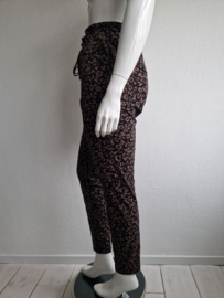 Mi Piace pantalon. Maat XXL. Zwart/bruin.